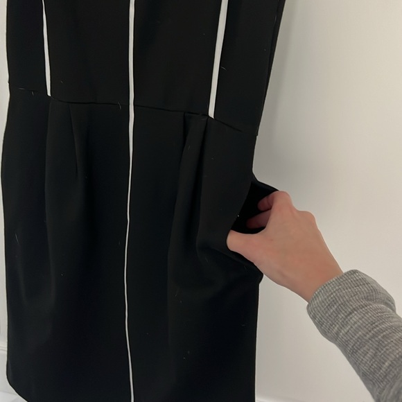 A-Line Summer / Spring Dress with Pockets! - Picture 2 of 4